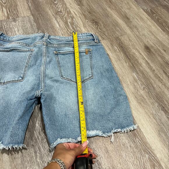 Joe's Blue Denim Distressed Shorts The Lara Bermuda Size 31 - Picture 5 of 7